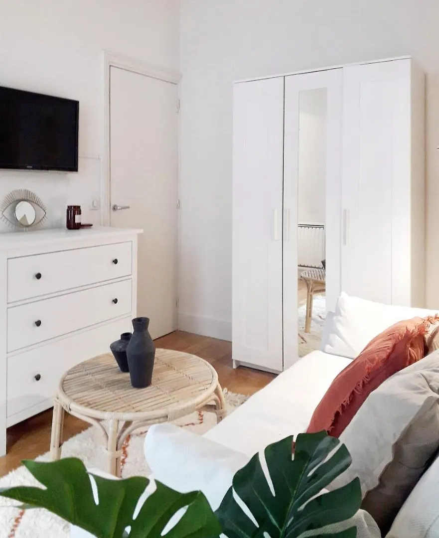 Appartement Paris Haussmann Apartment