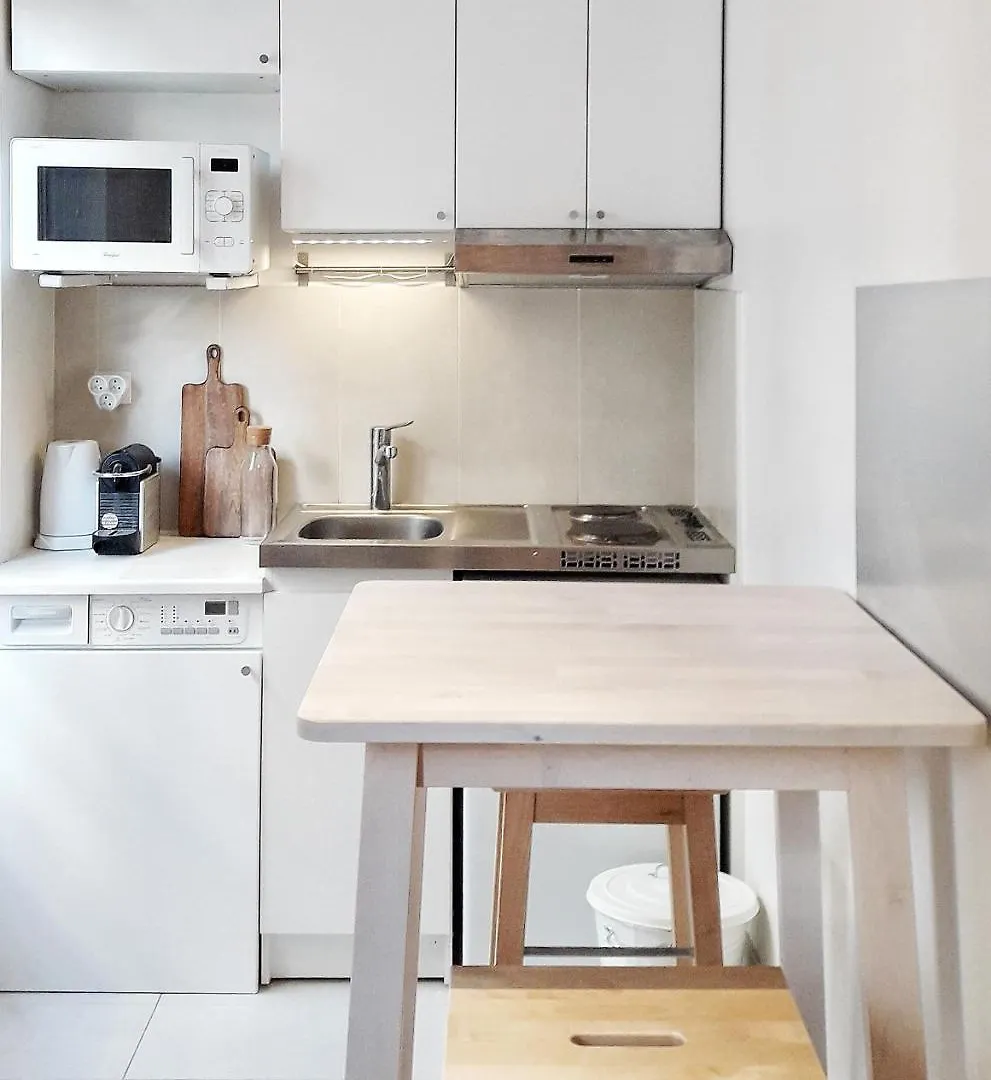 Appartement Paris Haussmann 0*,